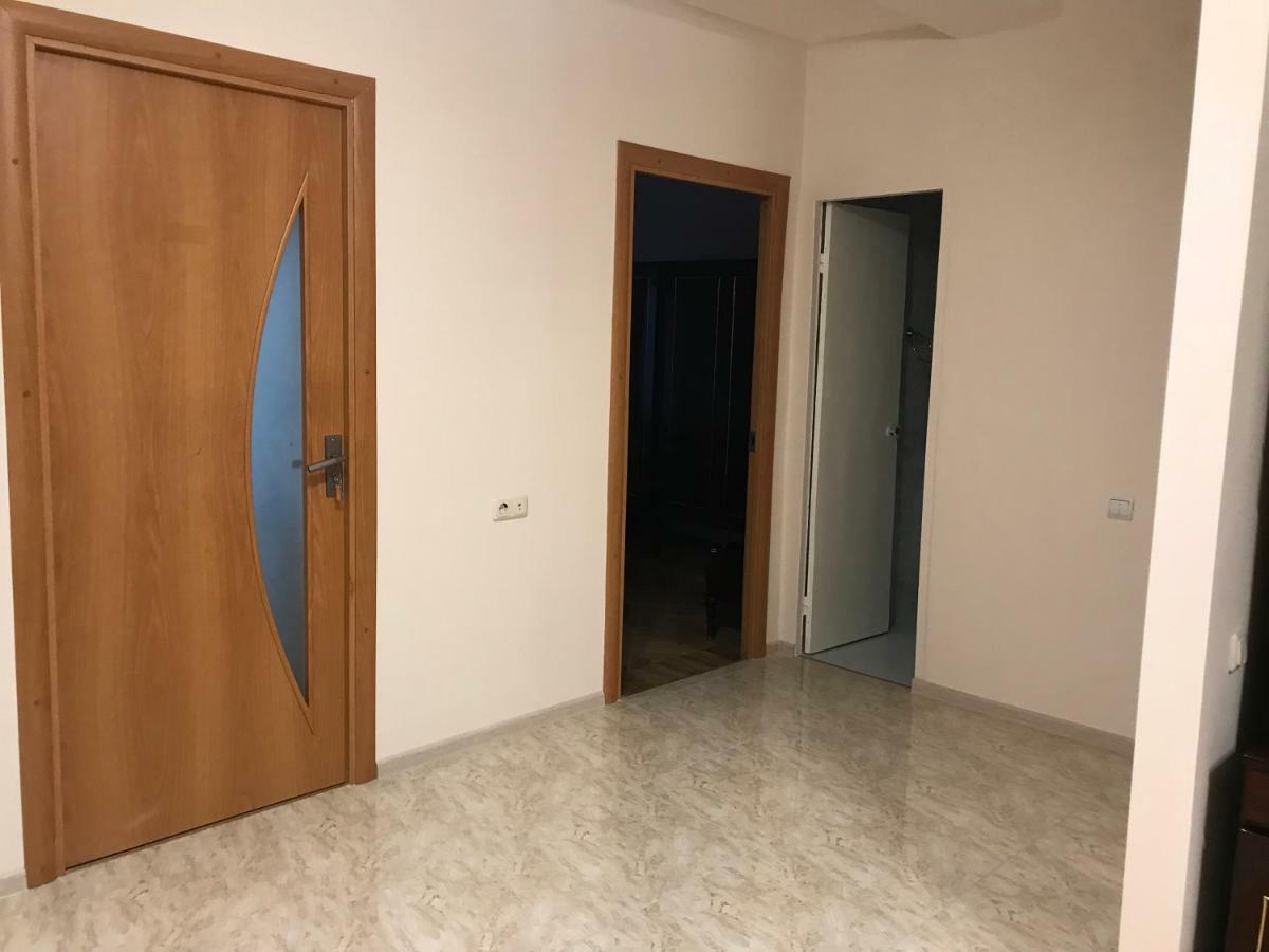 Апартаменты 33 Martiros Saryan Street Ереван Экстерьер фото